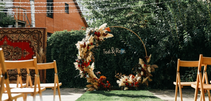 Ted & Rose ресторан "Familia" Ted & Rose ресторан "Familia"